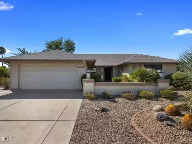House for sale in Peoria, Westbrook Village