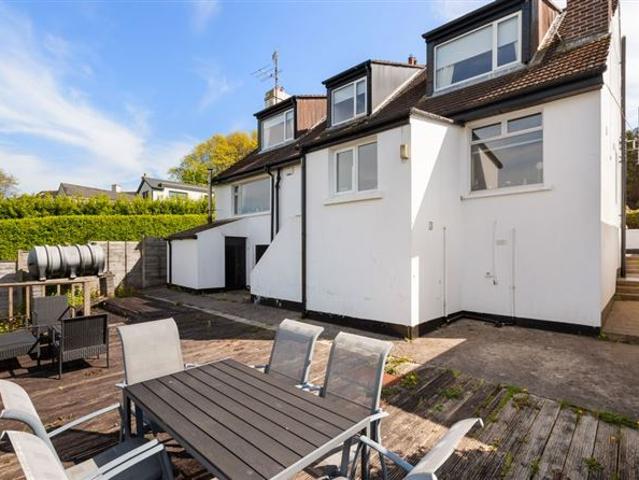 Detached House for sale in Howth, North Tipperary