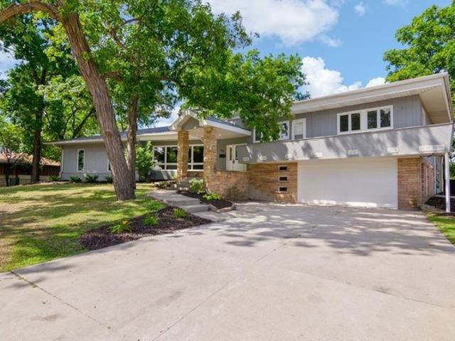 House for sale in Neenah, Wisconsin