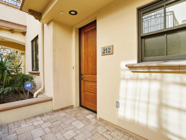 Condo for sale in Pasadena Council District 4, Pasadena