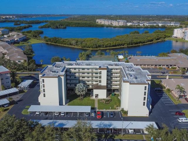 Condo for sale in Seminole, Florida