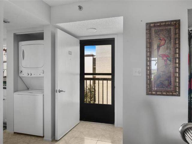 Condo for sale in Seminole, Florida