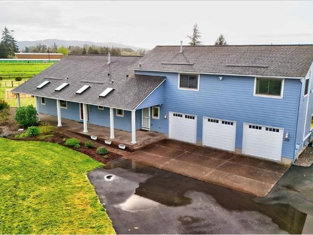 House for sale in Oregonia