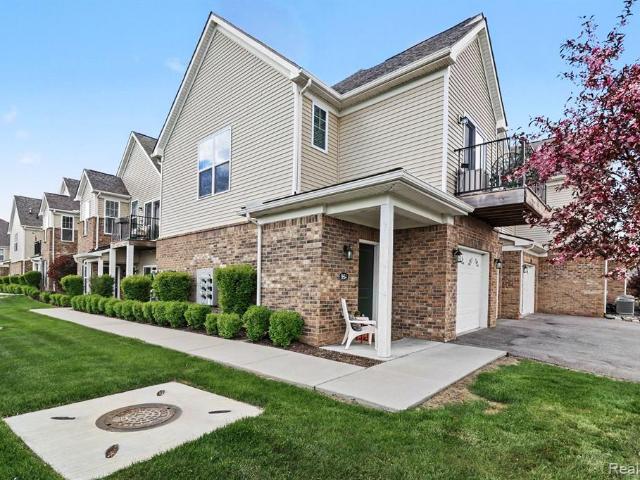 Condo for sale in Hartland, Michigan