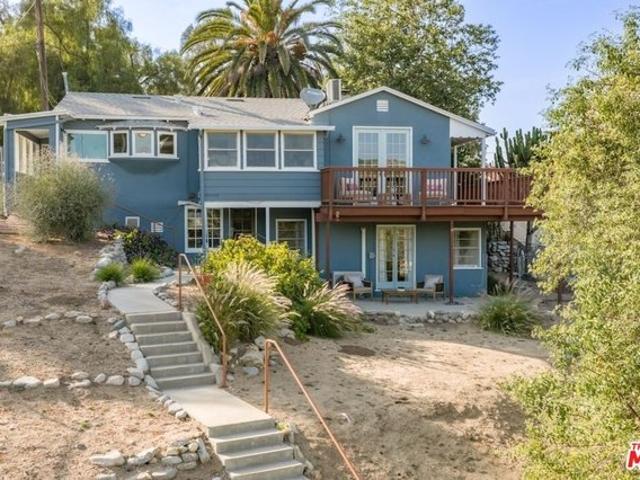 House for sale in Canoga Park, California