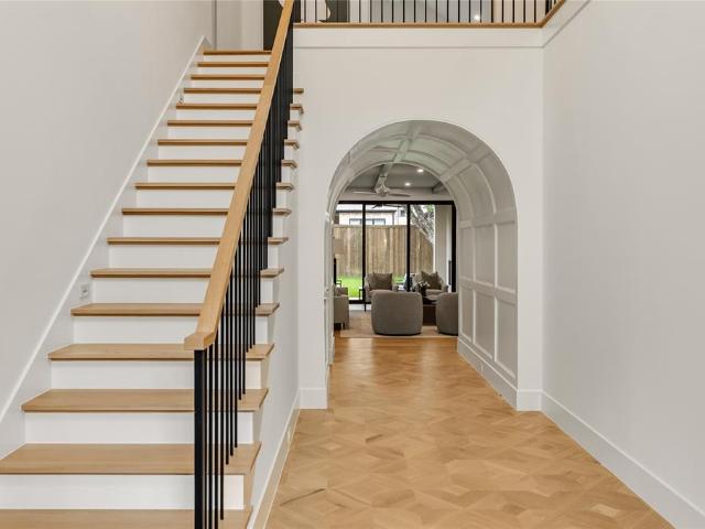 House for sale in Midway Hollow, Dallas