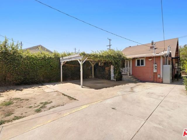 House for sale in South Park, Los Angeles