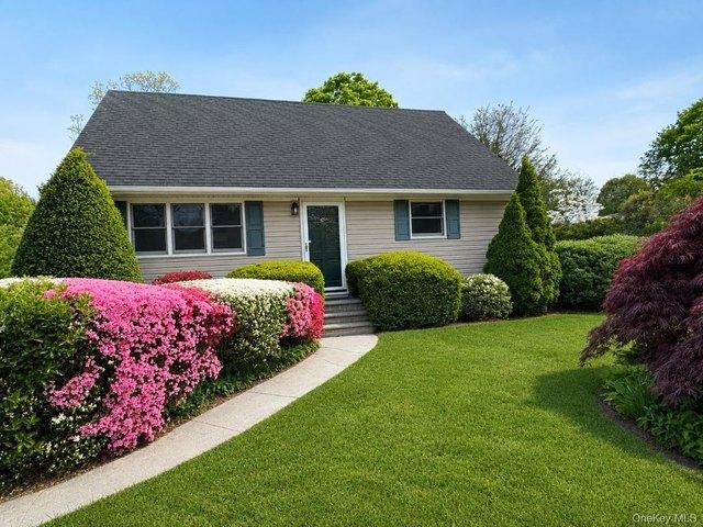 House for sale in Bohemia, New York