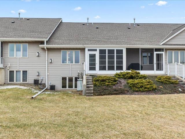 Condo for sale in Oconomowoc, Wisconsin