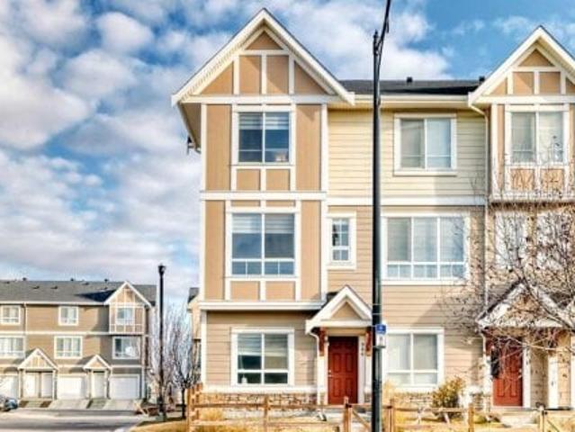 Townhouse for sale in Northwest, Alberta