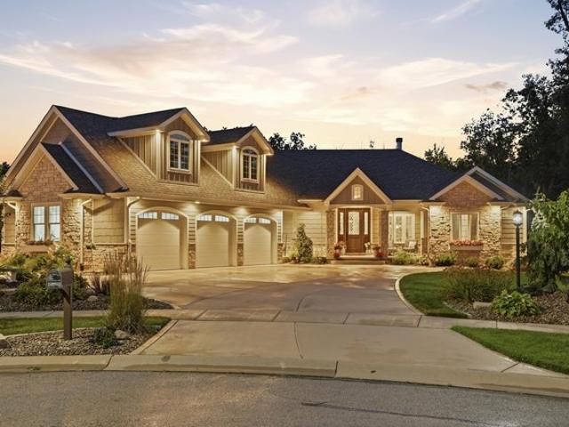House for sale in Crown Point, Lake County