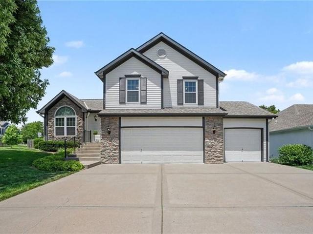 House for sale in Liberty, Missouri