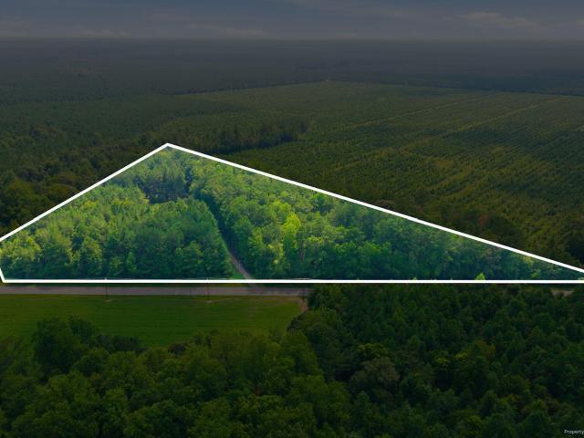 House for sale in Chocowinity, North Carolina