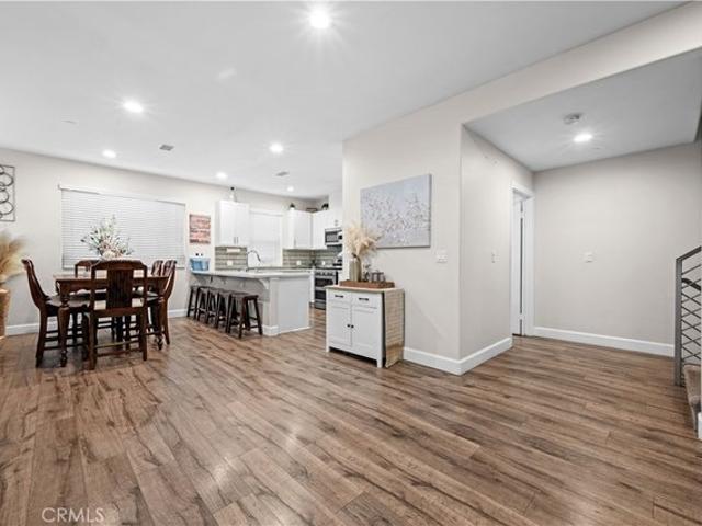 Townhouse for sale in Santa Fe Springs, California