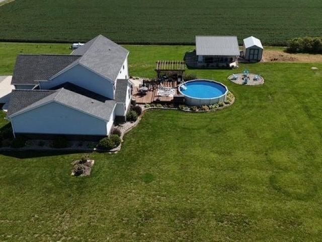 House for sale in Bunker Hill, Indiana