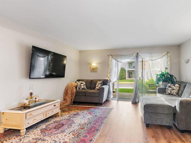 Condo for sale in Mchenry, Illinois