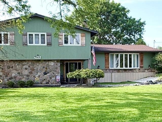 House for sale in Niagara, New York
