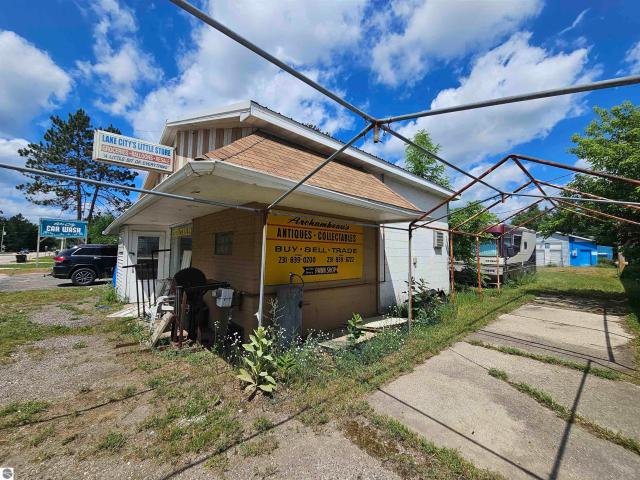 Commercial for sale in Lake City