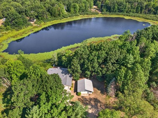 House for sale in Mecosta, Michigan
