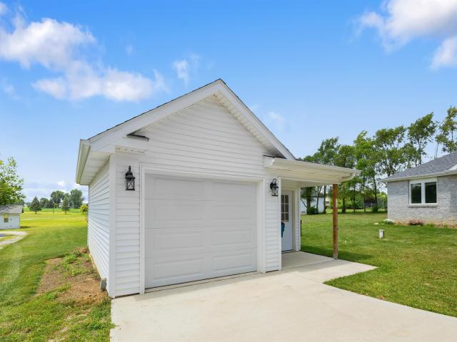 House for sale in Leo, Indiana
