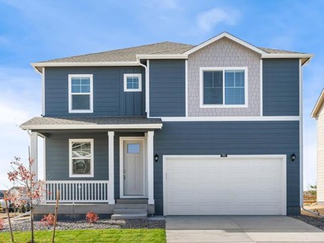 House for sale in Commerce City, Colorado