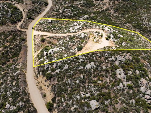 Land for sale in Aguanga
