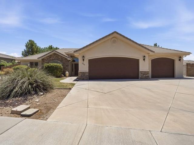 House for sale in Washington, Utah