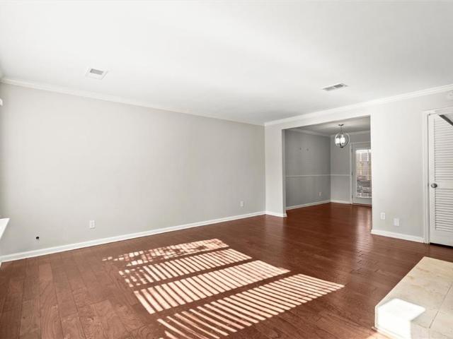 Townhouse for sale in Roswell, Georgia