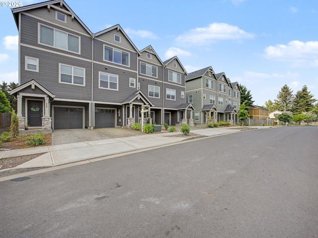 Townhouse for sale in Oregonia