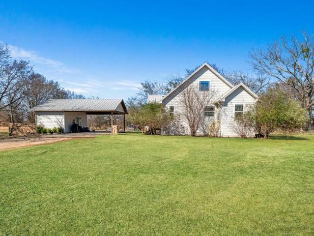 House for sale in Titus, Texas