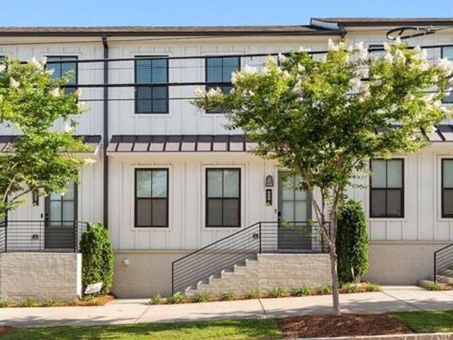 Townhouse for sale in Atlanta