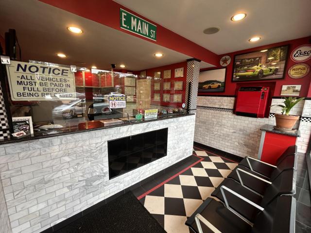 Commercial for sale in Smithtown Commercial for sale in Smithtown