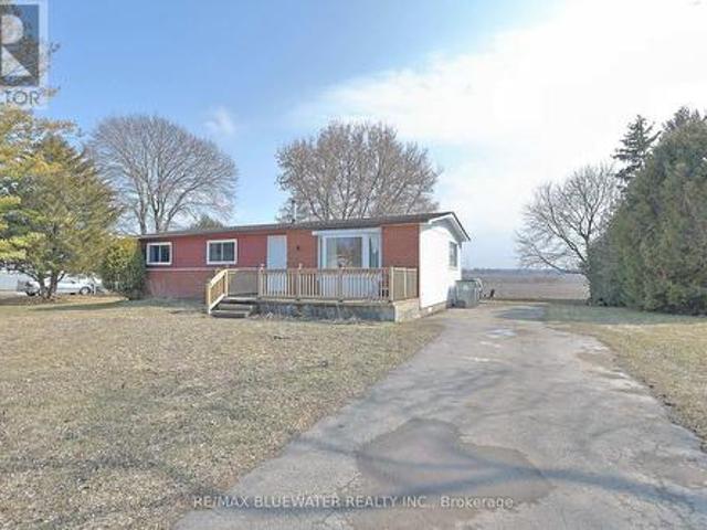 House for rent in Lambton Shores, Ontario