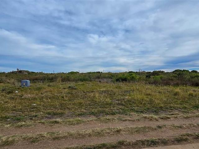 Land for sale in Cape St Francis, Eastern Cape