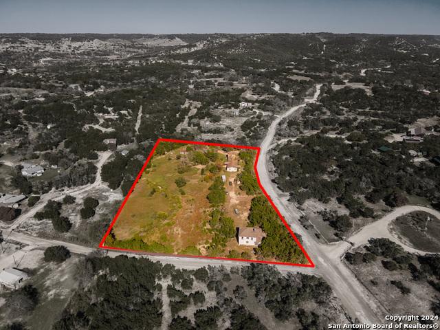 Farm for sale in Pipe Creek, Texas