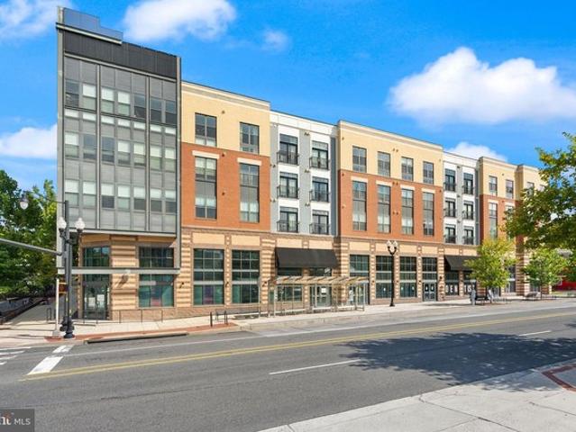 Condo for sale in Virginia