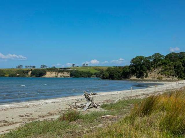 House for sale in Whangaparaoa, Oroua County
