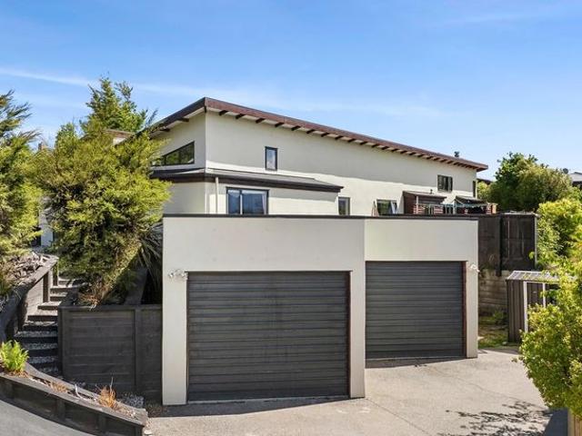 House for rent in Otakou