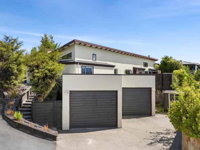 House for rent in Otakou