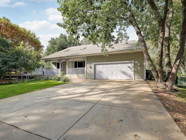 House for sale in Little Canada, Ramsey County