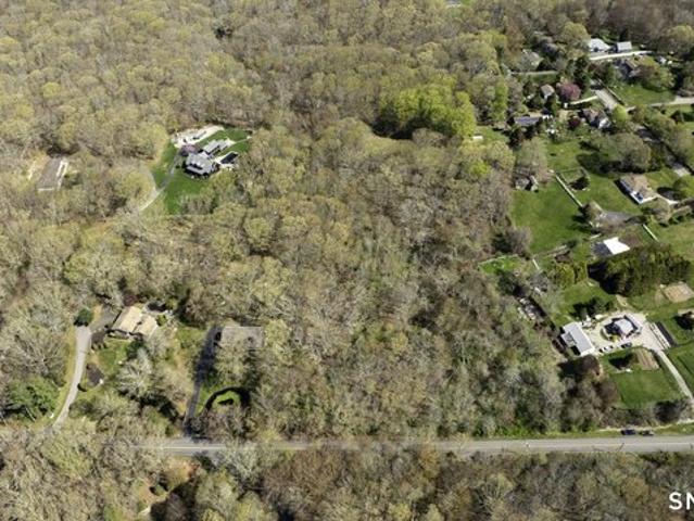 Land for sale in Waterford, Connecticut
