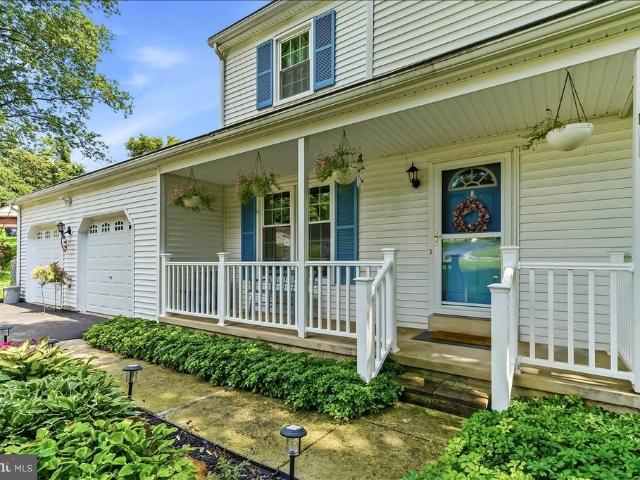 House for sale in Surrey Ridge, Elkton