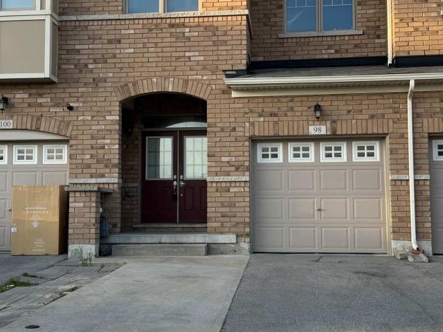 Townhouse for sale in Woburn, Ontario