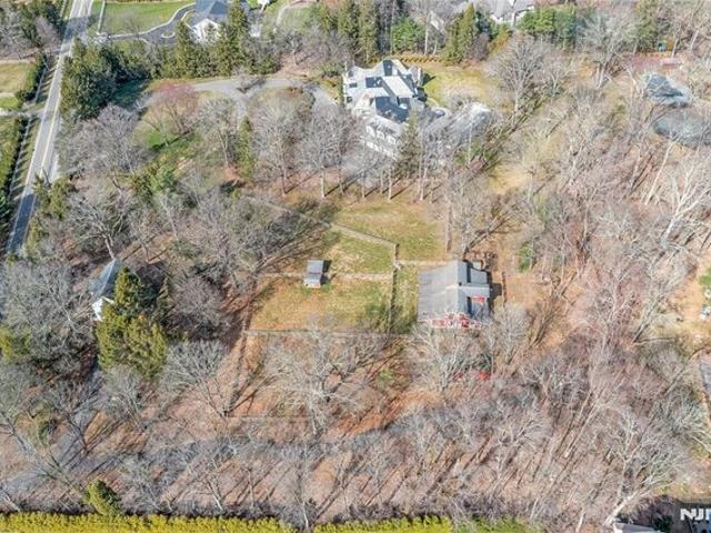 Land for sale in Saddle River, New Jersey