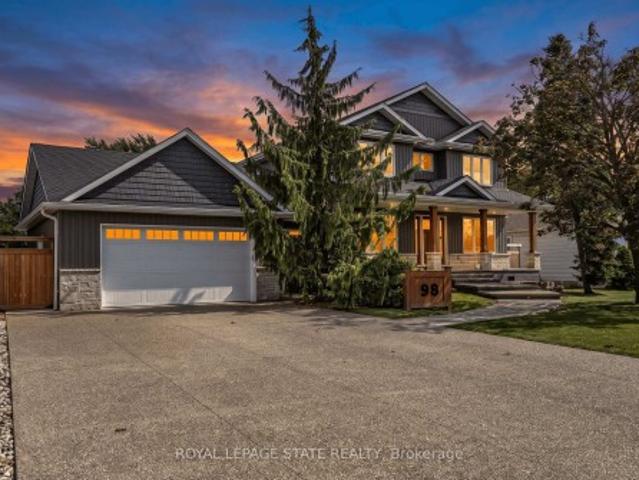 House for sale in Ancaster, Ontario