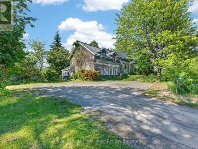 House for sale in Quinte West, Ontario