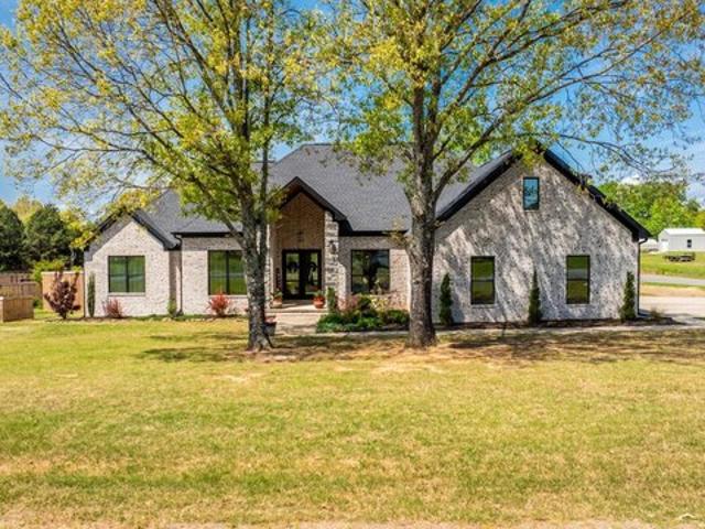 House for sale in Ark