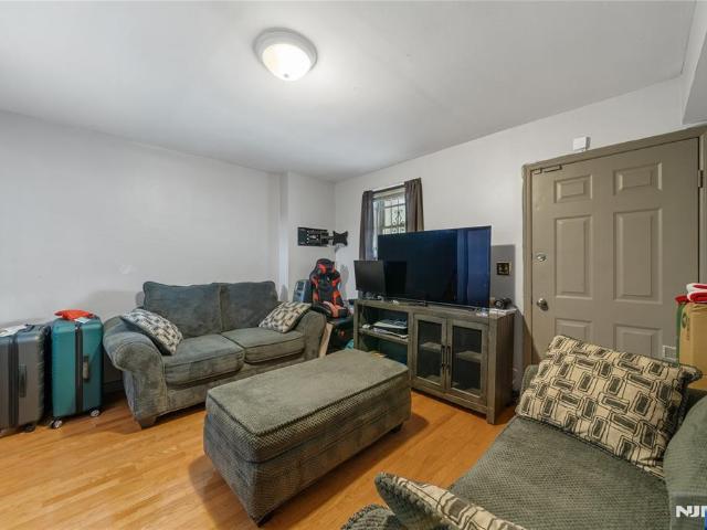 Townhouse for sale in Orange