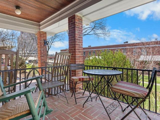 Condo for sale in Manchester