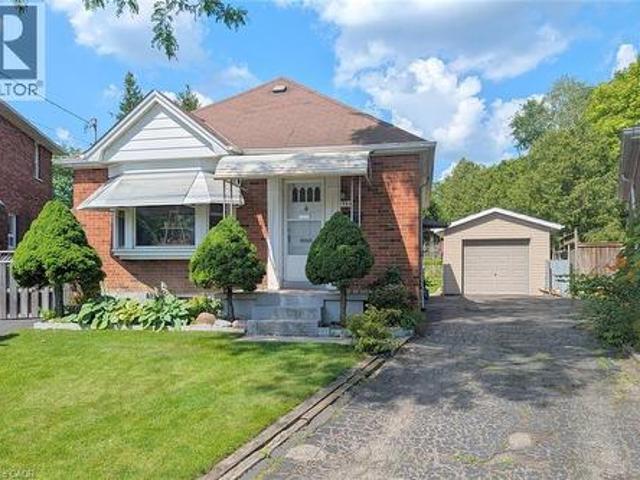 House for rent in Ancaster, Ontario